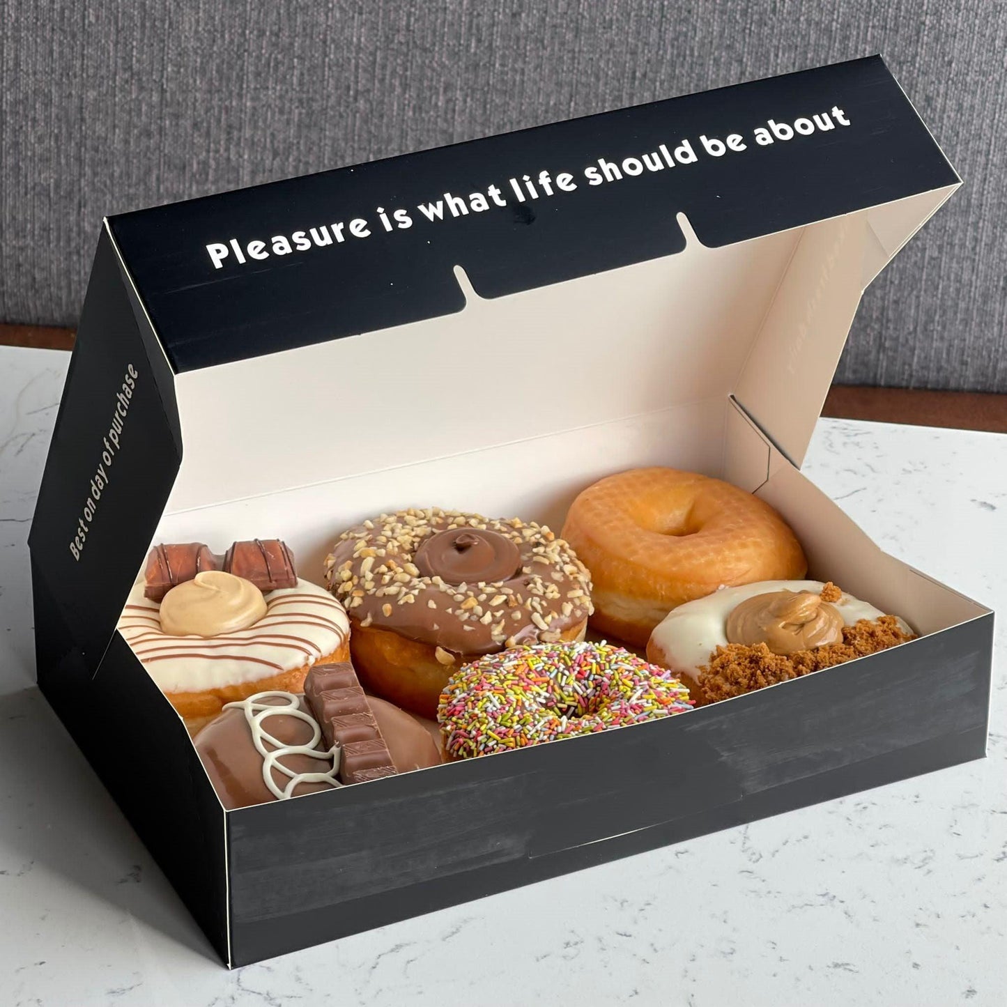 Premium Donuts Box-Black Box Donuts