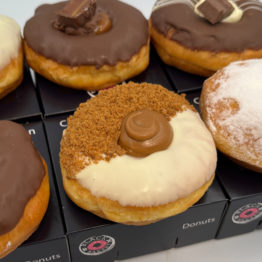 The Classic & Caramel Box - 6 Donuts Black Box Donuts