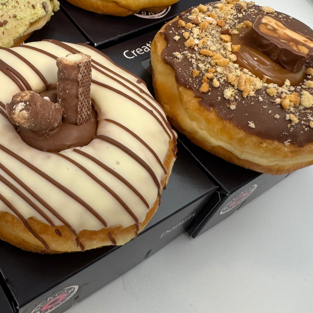 The Ultimate Crunch & Cream Box - 6 Donuts Black Box Donuts